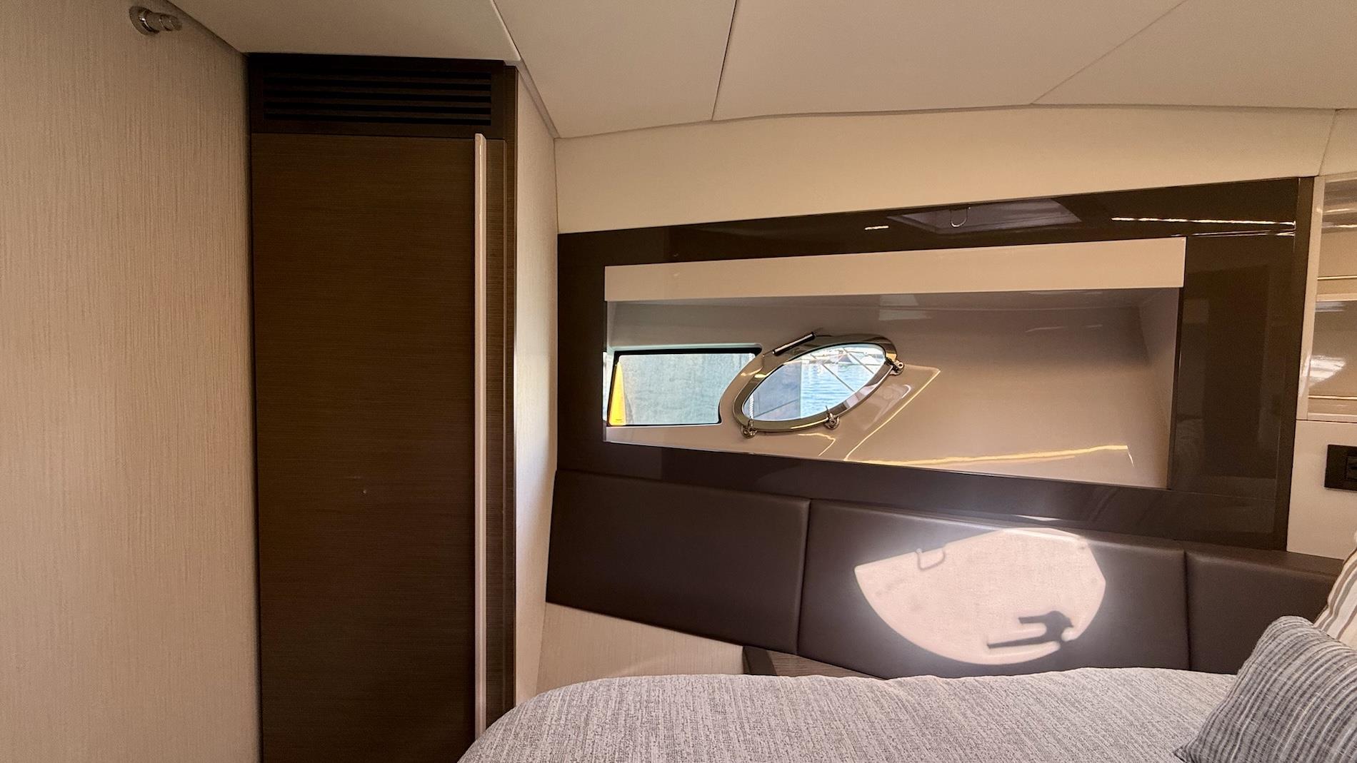 2018 PERSHING 5X 